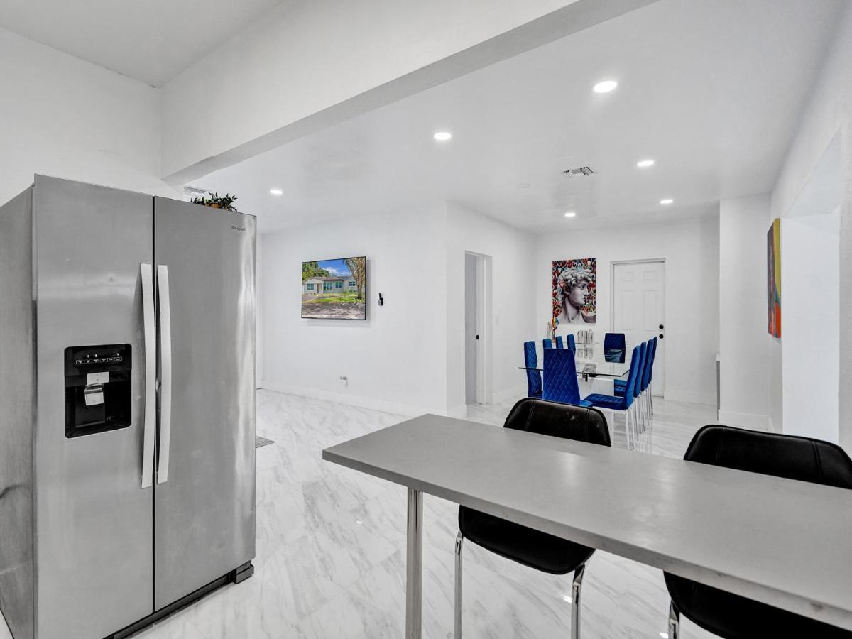 Escape To Miami Retreat Villa North Miami Beach Exterior photo